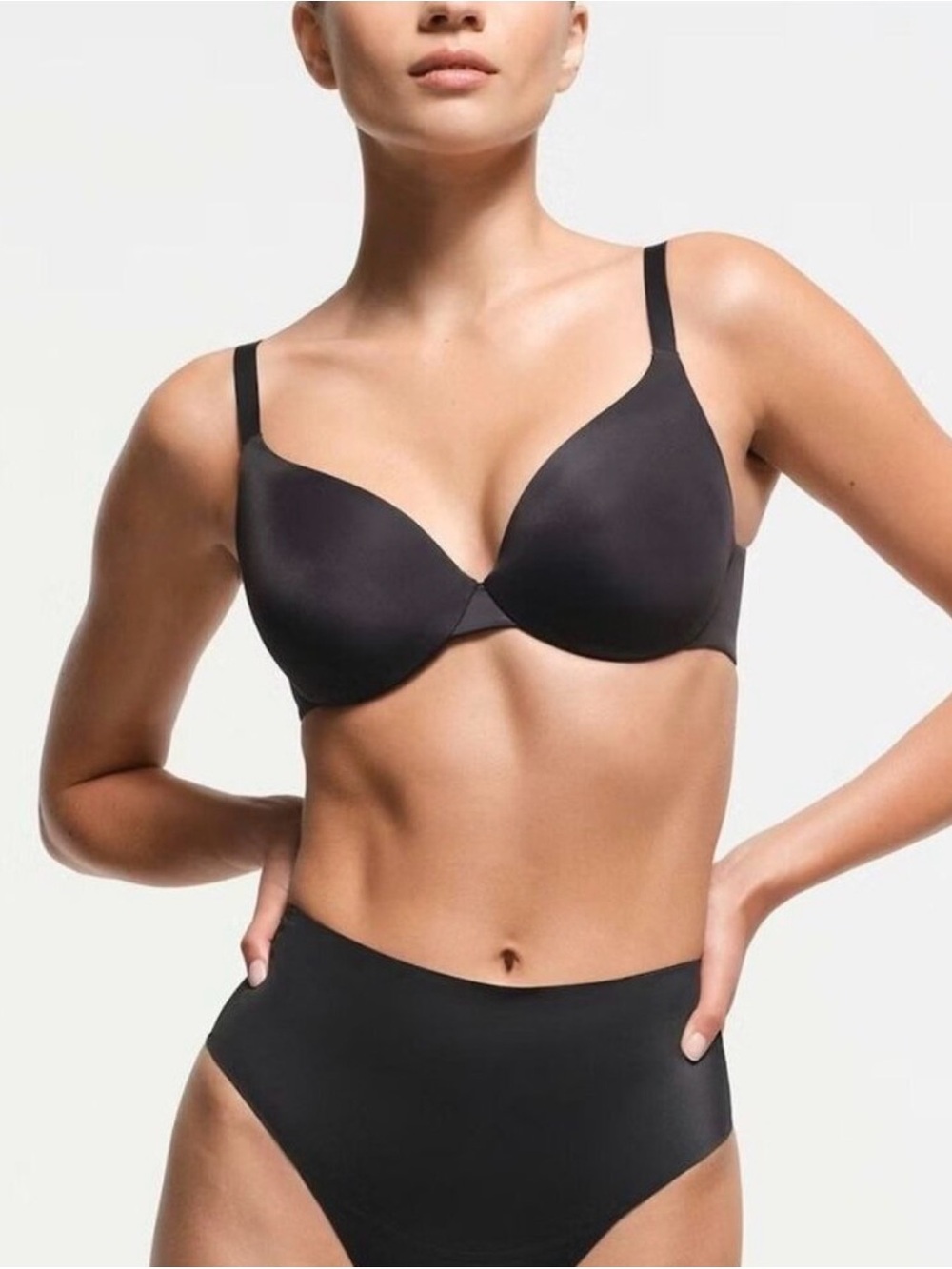 Skims Soothing Intimates Full Coverage Bra - Onyx 32D